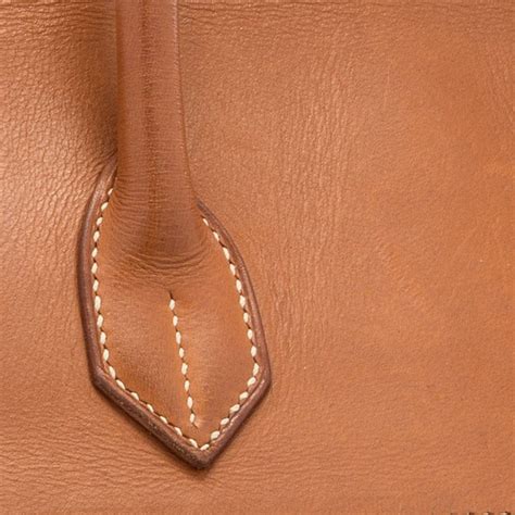 hermes swift leather scratches